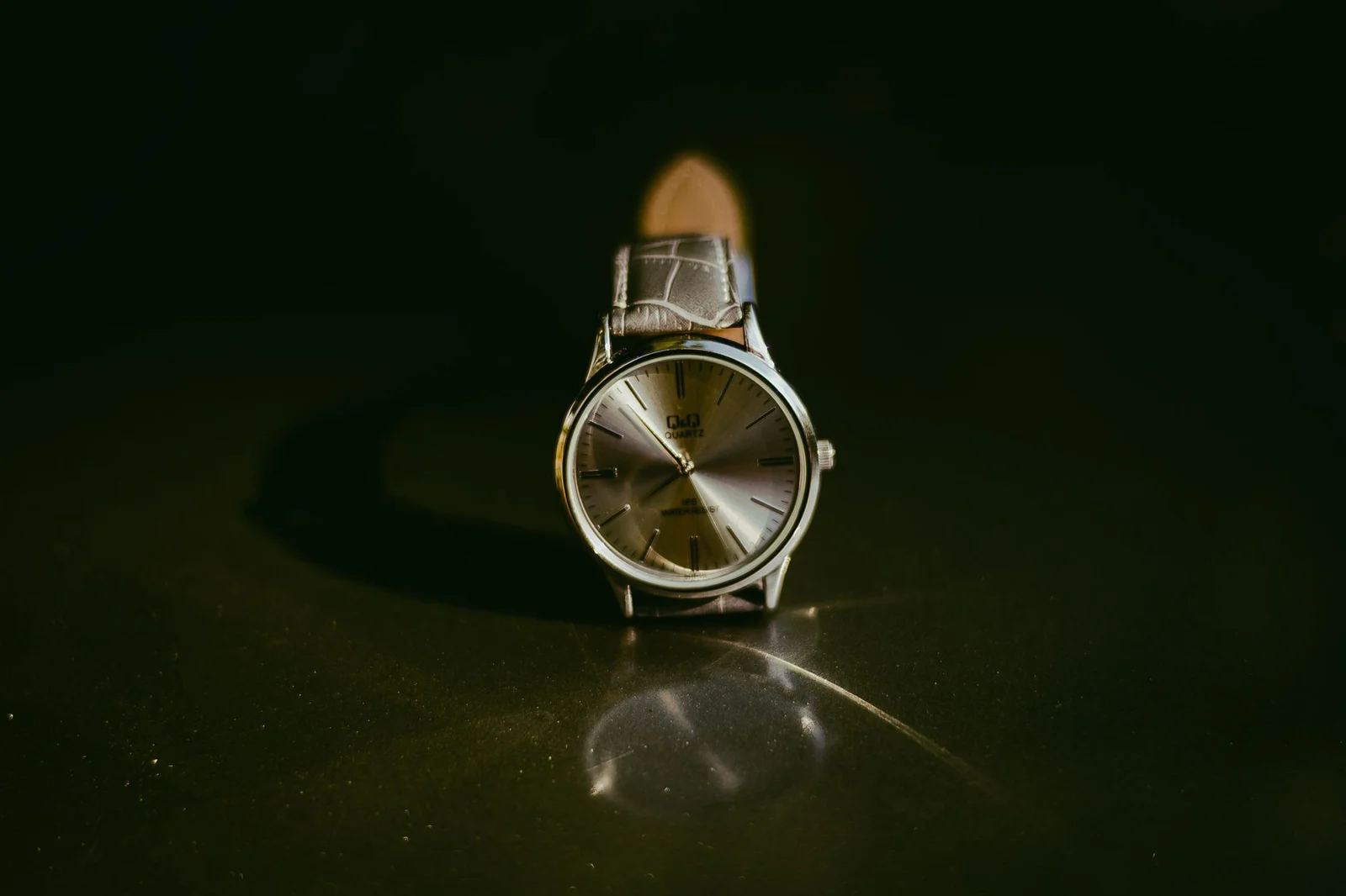 Reloj de pulsera de gama alta en primer plano